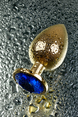 Анальная втулка Metal by TOYFA, металл, золотистая, с кристаллом цвета сапфир, 9,5 см, Ø 4 см, 145 г